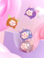 SLLO - Flygande Gris - Display med 24 Mini Figurer 5cm - Mysteriebok Art Toys