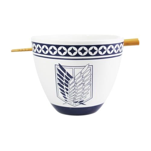 ATTACK ON TITAN - Ramen Bowl med ätpinnar 470ml - Emblem Just Funky