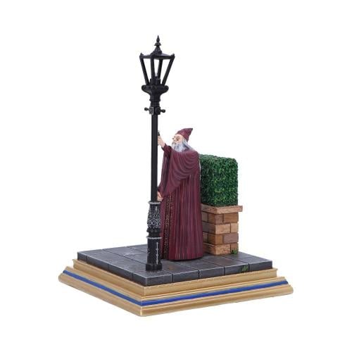HARRY POTTER - Privet Drive - Light Up Figurine Nemesis