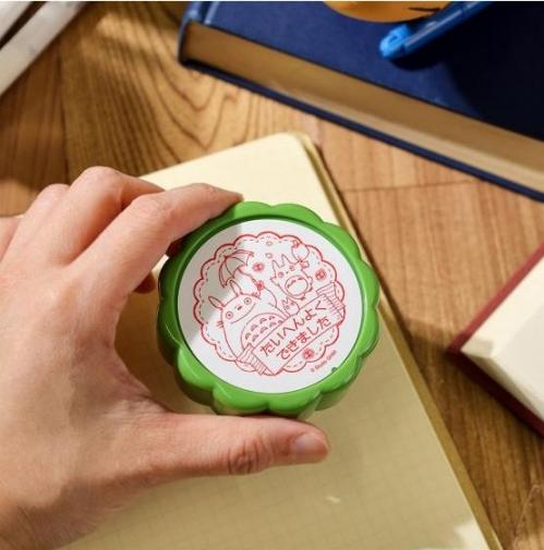 MY NEIGHBOR TOTORO - Totoro - Runda Stämplar 4.6cm Benelic