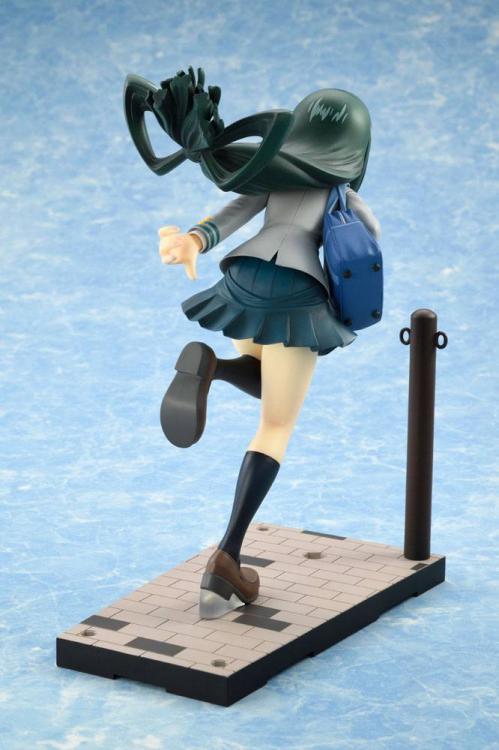 MY HERO ACADEMIA - Tsuyu Asui - Figur 1/8 Runns