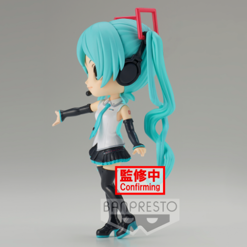 HATSUNE MIKU - V4X (Vers. A) - Q Posket 14cm Banpresto