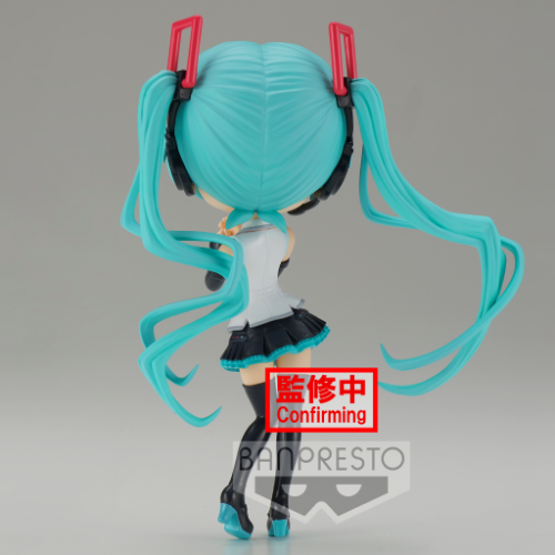HATSUNE MIKU - V4X (Vers. B) - Q Posket 14cm Banpresto