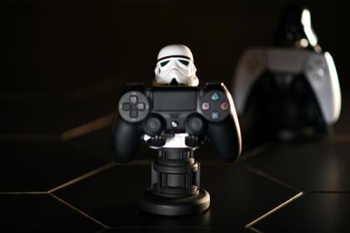 STAR WARS - Darth Vader - Kontroller & Telefonstöd - 20cm Exquisite Gaming
