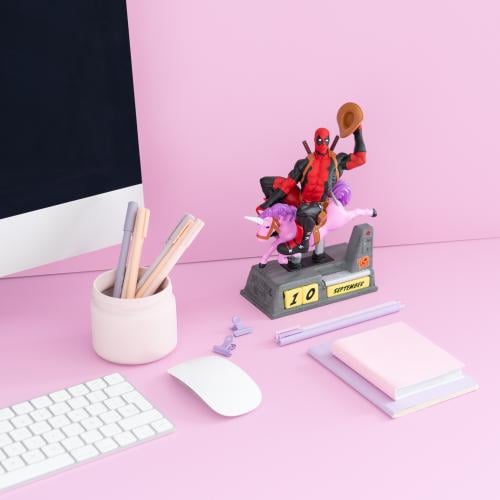 DEADPOOL - Unicorn - Resin 3D Perpetual Calendar Grupo Erik