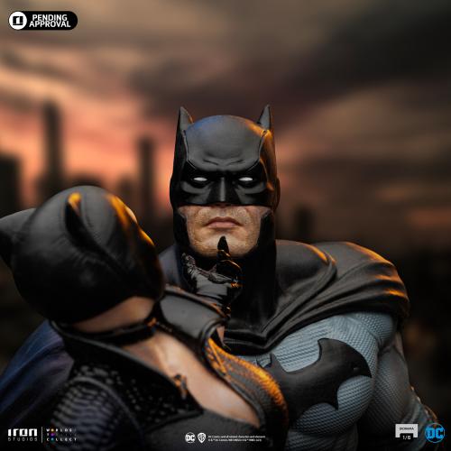 DC COMICS - Batman och Catwoman - Figur Diorama 1/6 51cm