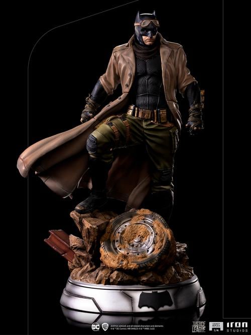JUSTICE LEAGUE - Batman Knightmare - Figur Legacy Replica 1/4 58cm Iron Studios