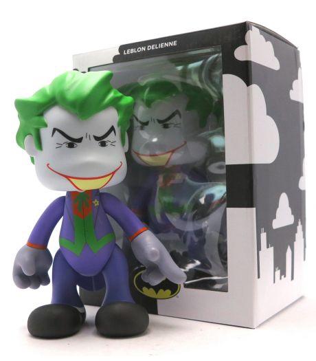 DC COMICS - Figurine Artoyz - Joker - 23cm Runns