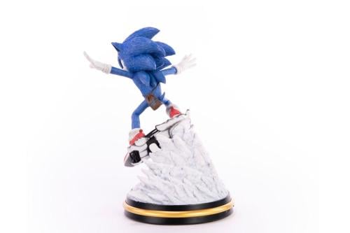 SONIC THE HEDGEHOG 2 - Sonic Mountain Chase - Figur 34cm First4Figures