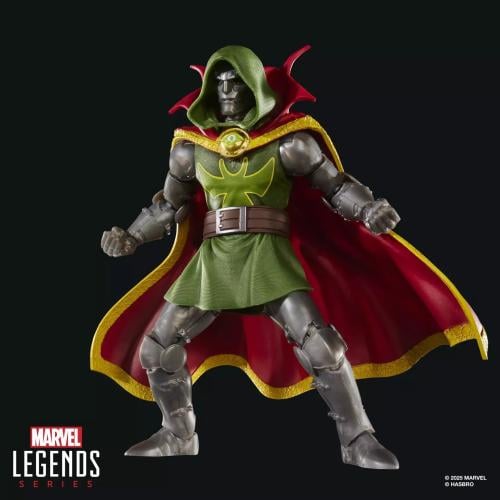 MARVEL - Emperor Doom - Figur Legends Series 15cm Hasbro