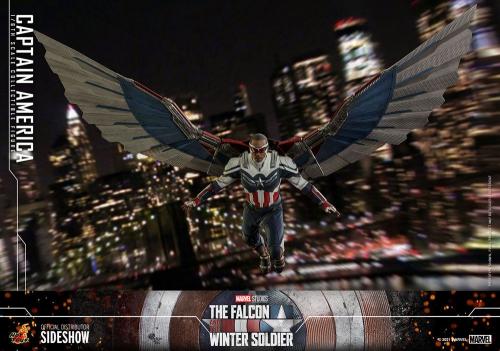 MARVEL - Captain America (Falcon & Winter Soldier) - Action Figur 30cm Hot Toys