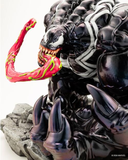 MARVEL - Venom "Armed & Dangerous" - Figur ARTFX 1/6 22cm Kotobukiya