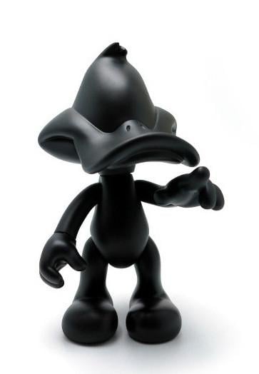 LOONEY TUNES - Figurine Artoyz - Daffy Duck Black - 21cm Runns