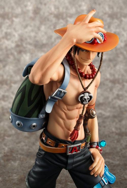 ONE PIECE - Portgas D.Ace 10th Limited Vers. - Statue Exc. Mod. 23cm Megahouse