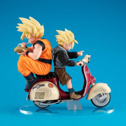 DBZ - Goku & Gohan Motorbike - Figur Desktop Real McCoy diorama 16cm Megahouse