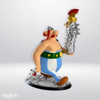ASTERIX & OBELIX - Obelix hög av hjälmar - figur 22 cm Plastoy