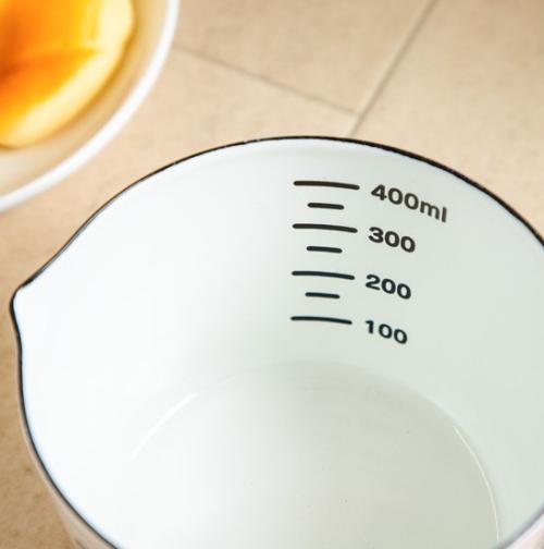 STUDIO GHIBLI - Kiki's Delivery Service - Emaljmått 450ml Benelic