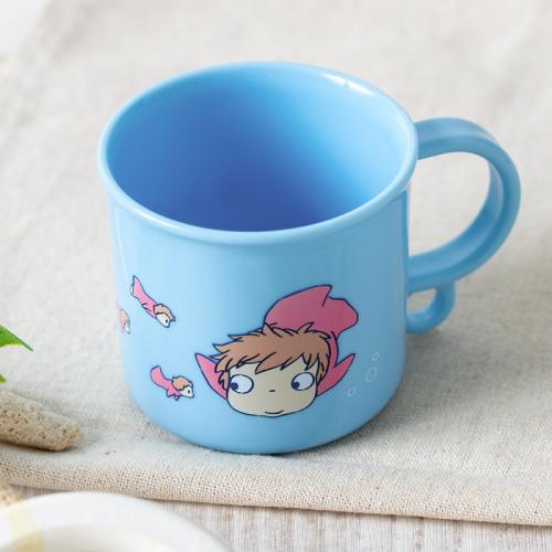 PONYO ON THE CLIFF - Ponyo i havet - Mug 200ml Benelic