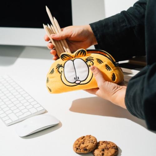 GARDFIELD - Heady - gosedjur Pennfodral Grupo Erik